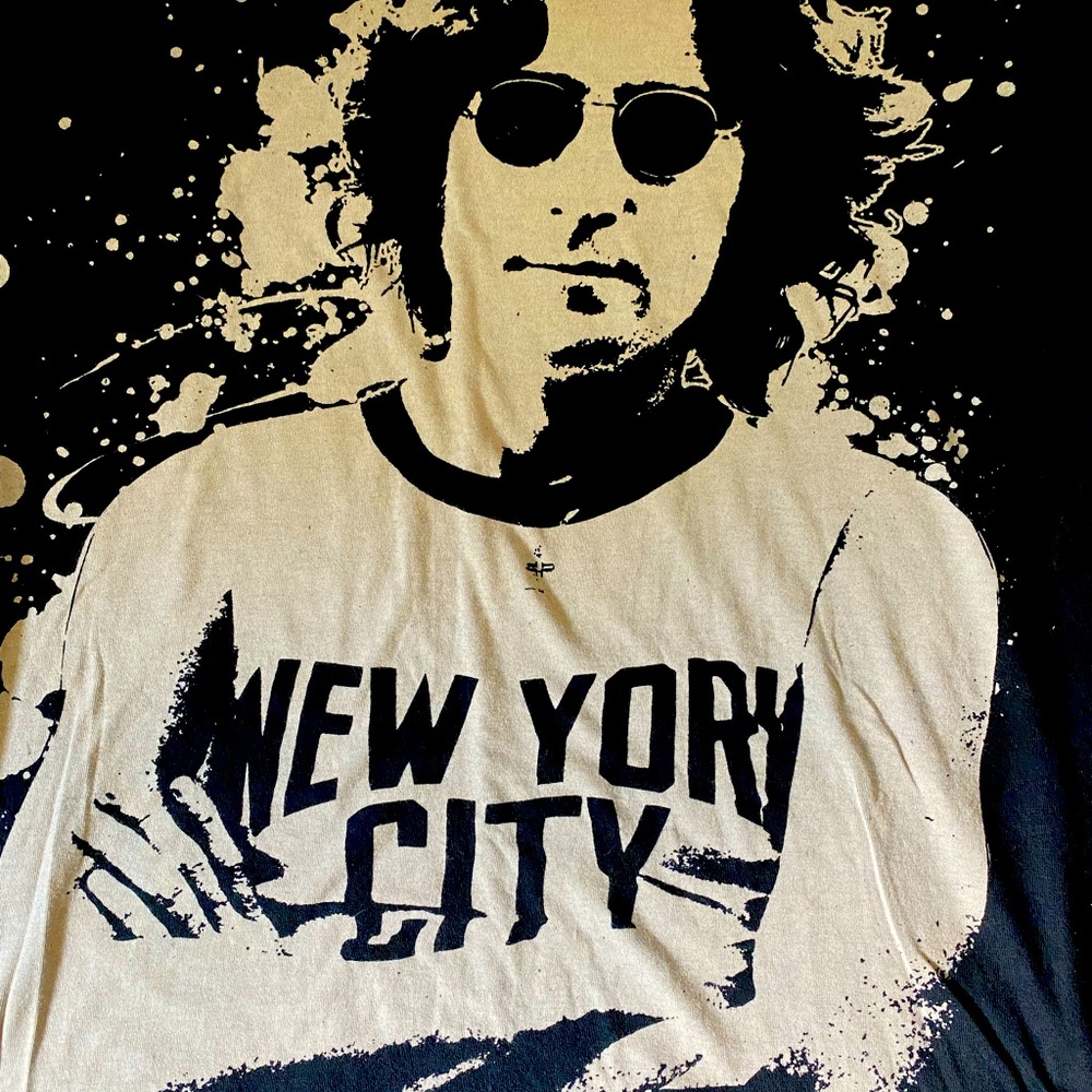GAP VINTAGE JOHN LENNON T-shirt ( used )